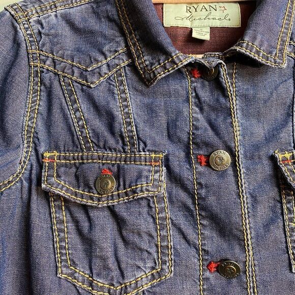 Ryan Michael Women's SLIM WEATHERED PIGMENT DYEING Denim Jean Jacket L1582DK - Picture 3 of 12